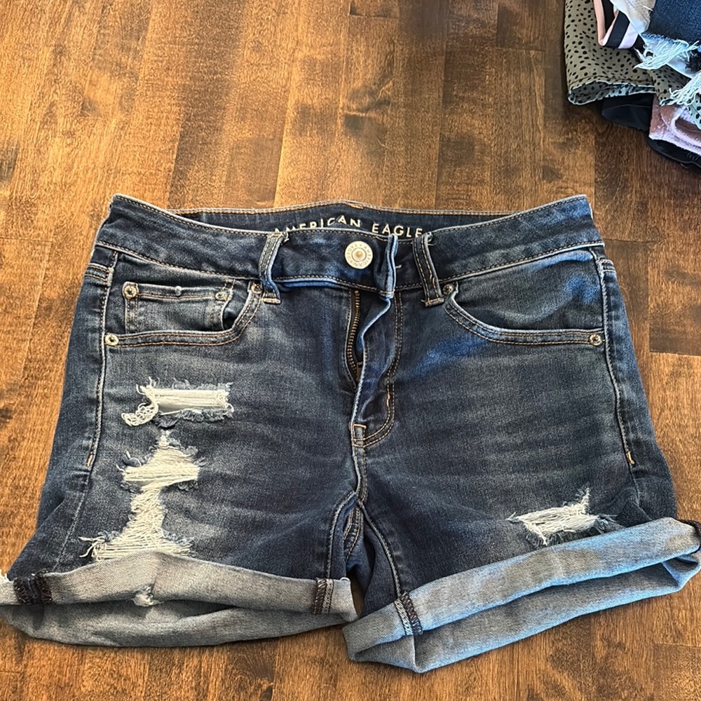 American Eagle Outfitters Women's Blue Denim Shorts